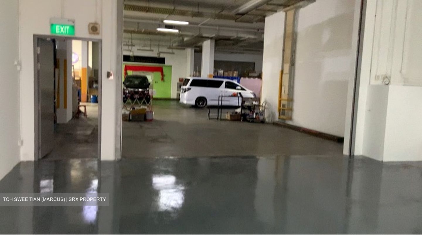 First Centre (D19), Factory #602804111